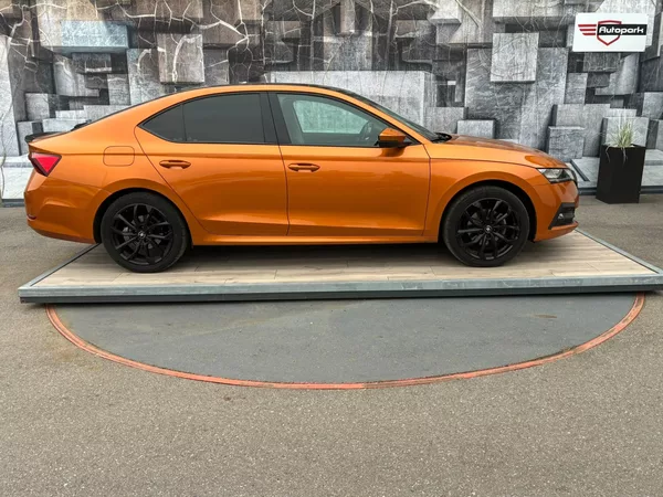 Škoda Octavia 1.5TSi,110KW,VYHŘ.SEDADLA,TEMP - foto 5