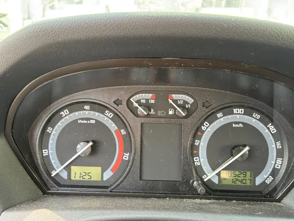 Škoda Fabia 1.4MPi, 55KW, TEMP., TOP STAV - foto 12