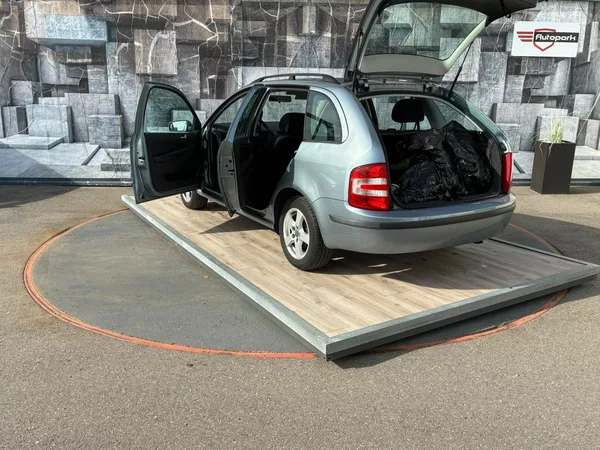 Škoda Fabia 1.4MPi, 55KW, TEMP., TOP STAV - foto 9