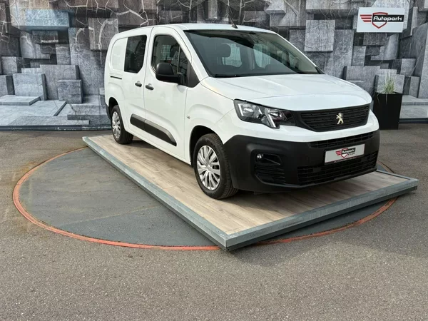 Peugeot Partner 1.5HDi, 96KW, VYHŘ. SEDADLA