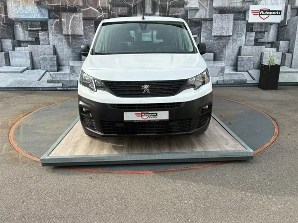 Peugeot Partner 1.5HDi, 96KW, VYHŘ. SEDADLA - foto 2