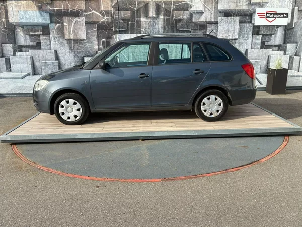 Škoda Fabia 1.2HTP, 51KW - foto 4