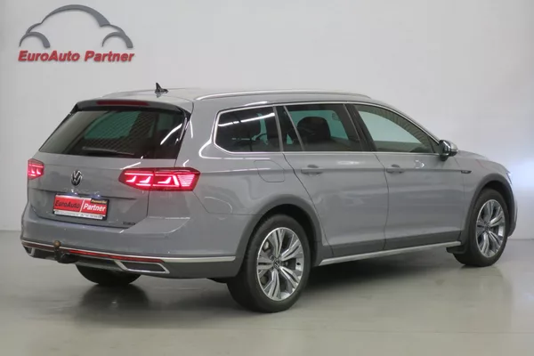 Volkswagen Passat Alltrack 2.0 TDI 147kW 4M DSG - foto 4