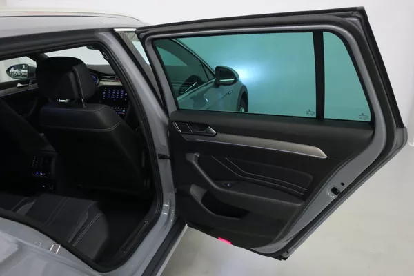 Volkswagen Passat Alltrack 2.0 TDI 147kW 4M DSG - foto 40