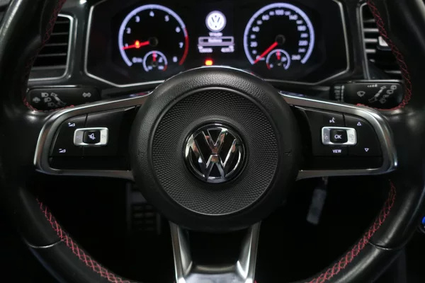 Volkswagen T-Roc Sport 1.5 TSI 110 kW manuál - foto 16