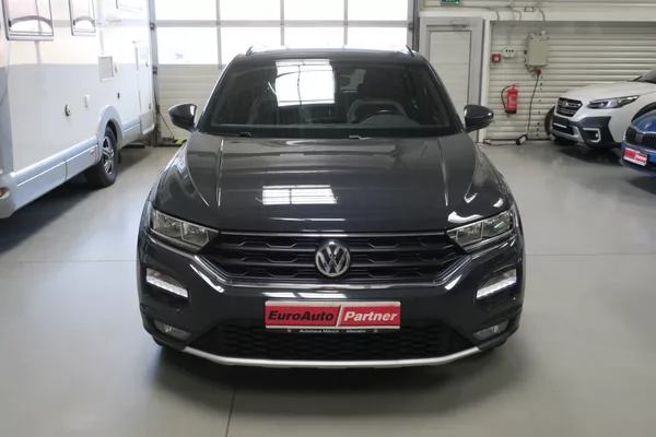 Volkswagen T-Roc Sport 1.5 TSI 110 kW manuál - foto 6