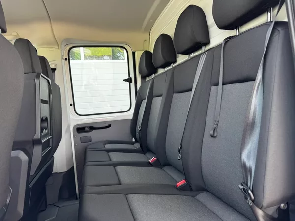 Volkswagen Crafter DOKA 35 103kW Tažné 7míst - foto 10