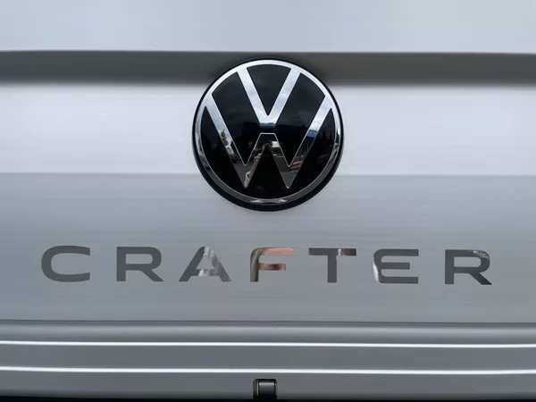 Volkswagen Crafter DOKA 35 103kW Tažné 7míst - foto 13