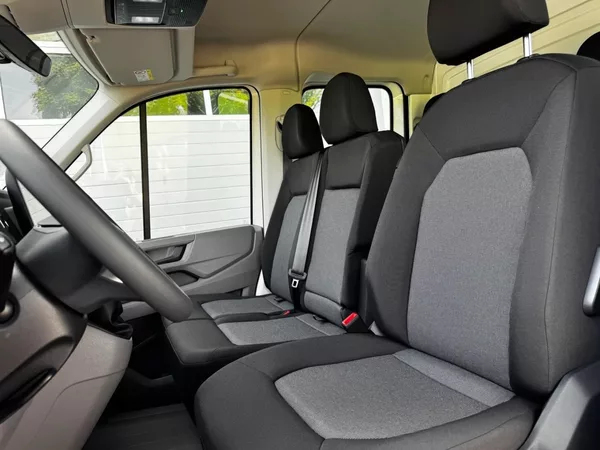 Volkswagen Crafter DOKA 35 103kW Tažné 7míst - foto 4