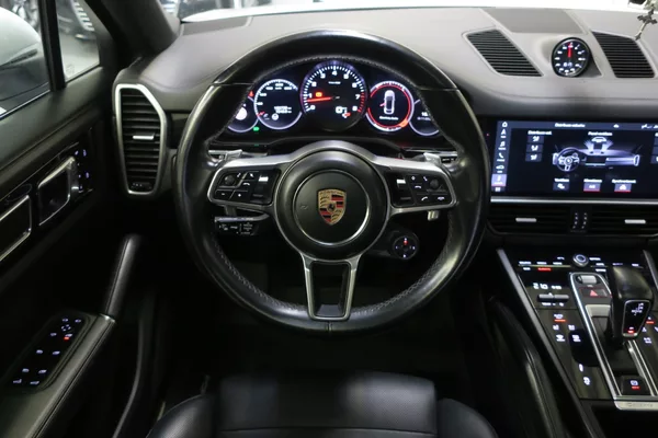 Porsche Cayenne Coupe 3.0 V6 Tiptronic Vzduch - foto 16