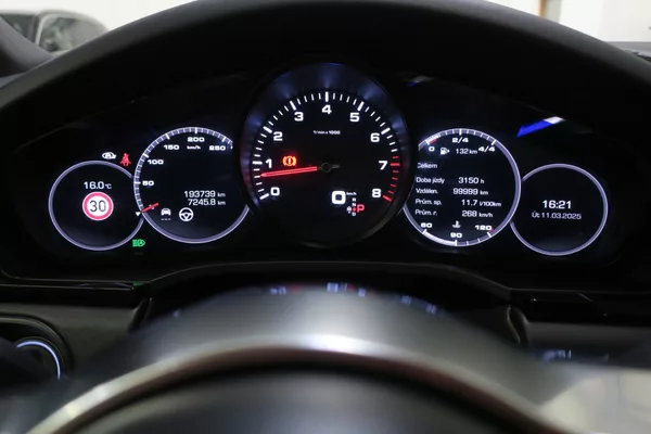 Porsche Cayenne Coupe 3.0 V6 Tiptronic Vzduch - foto 19
