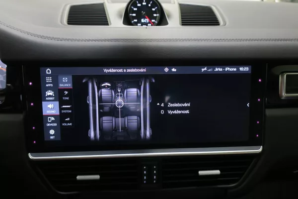 Porsche Cayenne Coupe 3.0 V6 Tiptronic Vzduch - foto 29