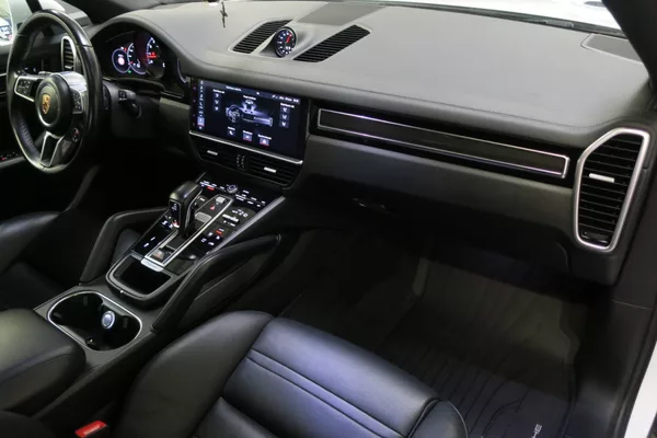 Porsche Cayenne Coupe 3.0 V6 Tiptronic Vzduch - foto 35