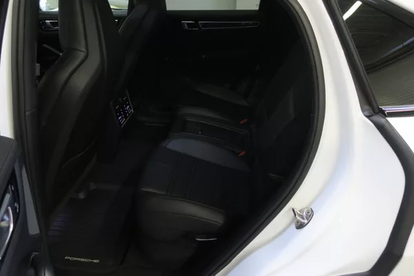 Porsche Cayenne Coupe 3.0 V6 Tiptronic Vzduch - foto 40