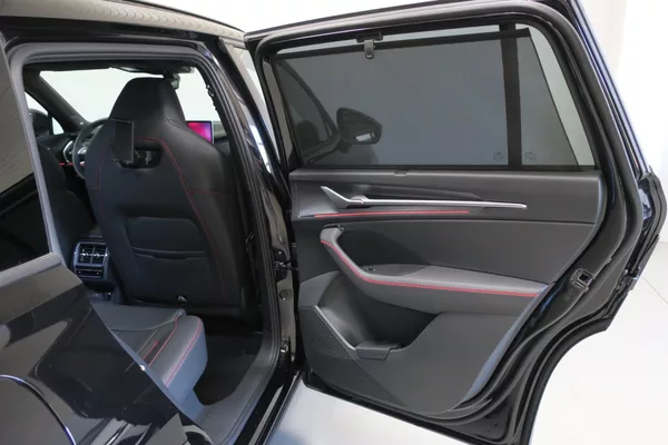 Škoda Kodiaq RS 2.0 TSI 195 kW KŮŽE + PANO - foto 39