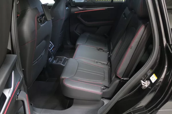 Škoda Kodiaq RS 2.0 TSI 195 kW KŮŽE + PANO - foto 43