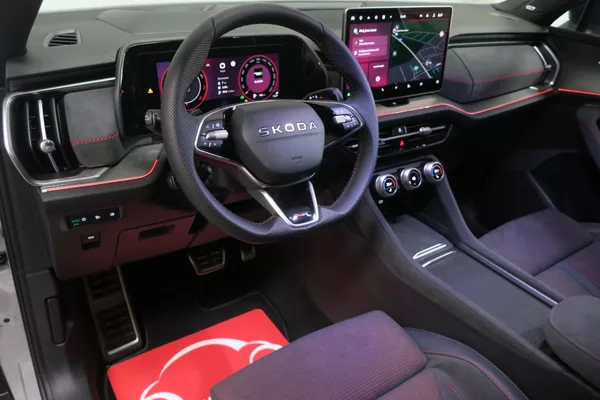 Škoda Kodiaq RS 2.0 TSI 195 kW Panorama NEW - foto 14