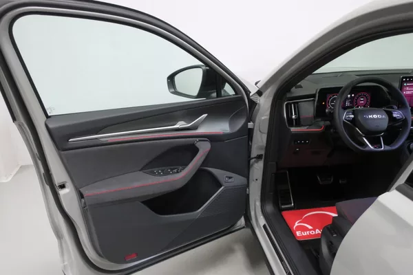 Škoda Kodiaq RS 2.0 TSI 195 kW Panorama NEW - foto 9