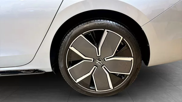 Volkswagen Passat R-Line 2,0TDI 142kW 4M Nez.Top - foto 13