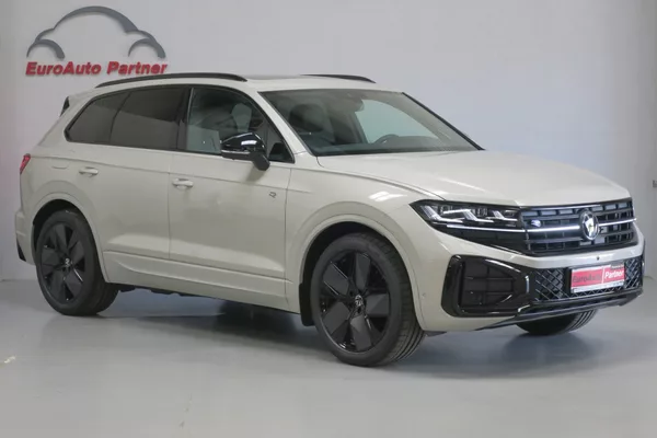 Volkswagen Touareg 3,0 TDI 210 kW Nez.Top NEW - foto 4