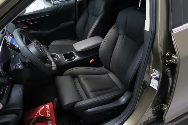 Subaru Outback 2.5i AWD Touring - foto 11