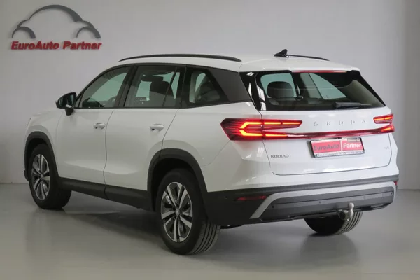 Škoda Kodiaq Selection142kW 4X4 DSG Nez.Top - foto 2