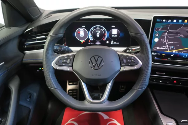 Volkswagen Passat R-Line 2,0TDI 142kW 4M Nez.Top - foto 14