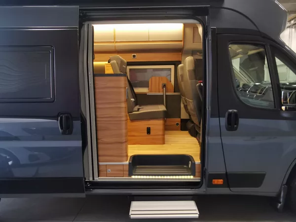 Affinity Camper ONE 2,2 Mjet 132 kW 9AT - foto 22