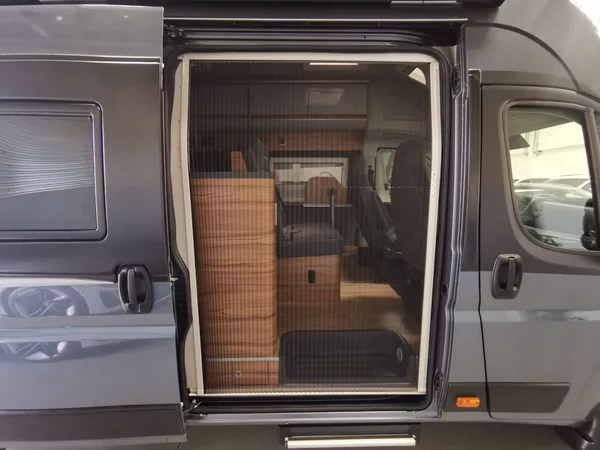 Affinity Camper ONE 2,2 Mjet 132 kW 9AT - foto 23