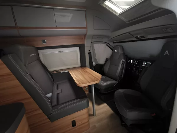 Affinity Camper ONE 2,2 Mjet 132 kW 9AT - foto 24