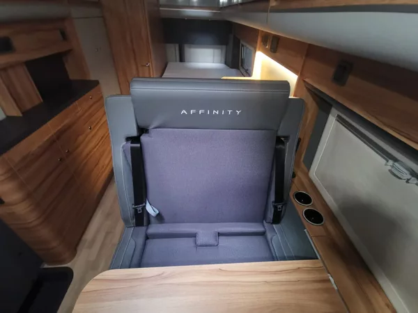 Affinity Camper ONE 2,2 Mjet 132 kW 9AT - foto 26
