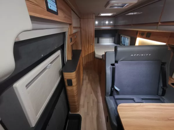 Affinity Camper ONE 2,2 Mjet 132 kW 9AT - foto 28