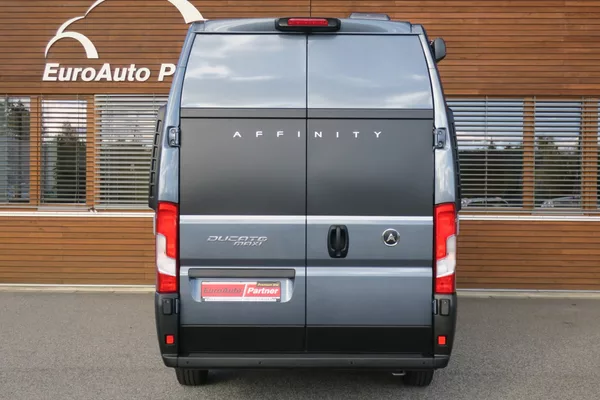 Affinity Camper ONE 2,2 Mjet 132 kW 9AT - foto 3