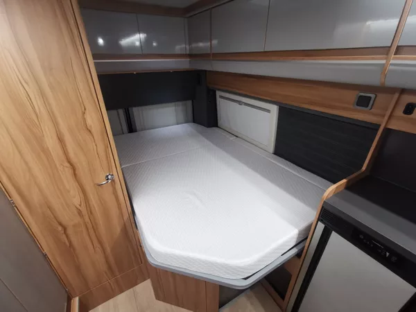 Affinity Camper ONE 2,2 Mjet 132 kW 9AT - foto 35