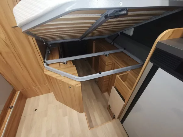 Affinity Camper ONE 2,2 Mjet 132 kW 9AT - foto 37