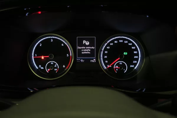 Volkswagen T6.1 2.0TDI 110 kW Beach Tour LED - foto 23