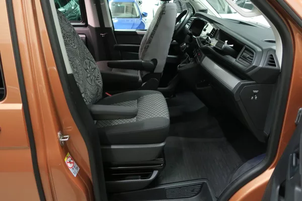 Volkswagen T6.1 2.0TDI 110 kW Beach Tour LED - foto 35