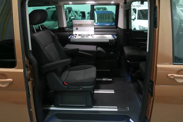 Volkswagen T6.1 2.0TDI 110 kW Beach Tour LED - foto 38