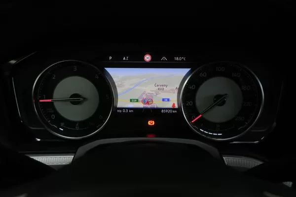 Volkswagen Touareg NEW Final Edition R Line 210kW - foto 18