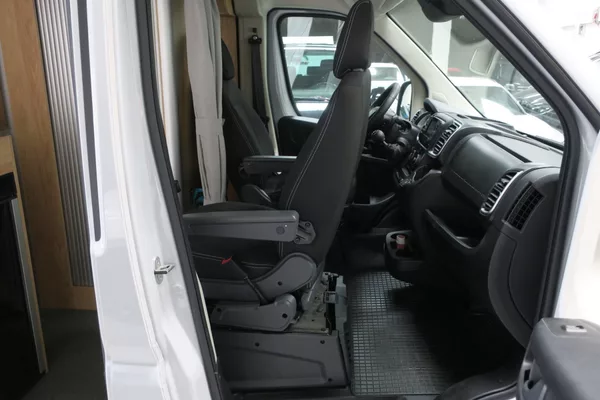 Fiat Ducato FULLVANS 2,2MTJ 140k L2H2 - foto 24
