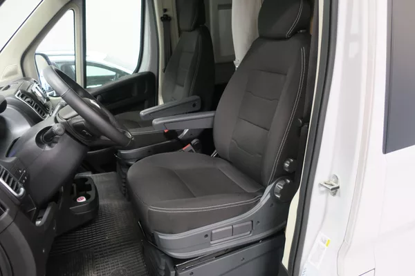 Fiat Ducato FULLVANS 2,2MTJ 140k L2H2 - foto 9
