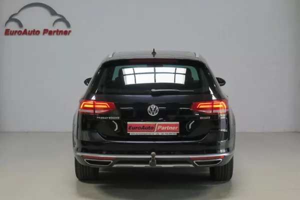 Volkswagen Passat Variant 2.0 TDI 176kW 4M. DSG Alltrack - foto 3