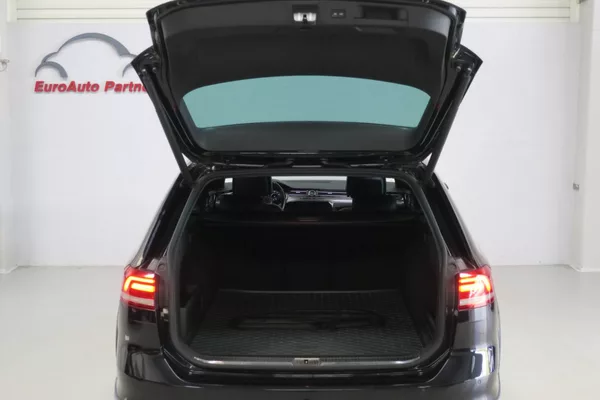 Volkswagen Passat Variant 2.0 TDI 176kW 4M. DSG Alltrack - foto 44