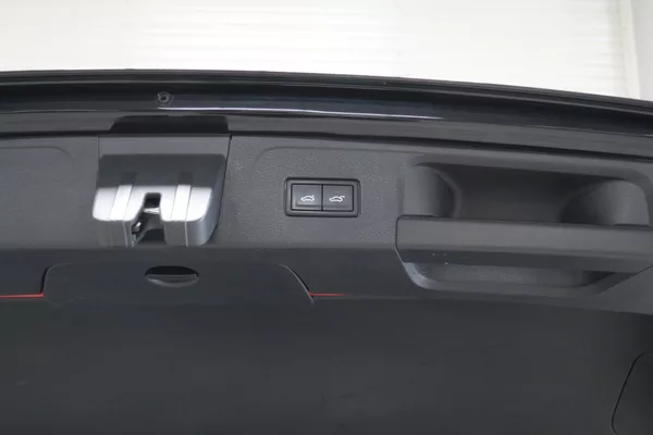 Volkswagen Passat Variant 2.0 TDI 176kW 4M. DSG Alltrack - foto 45