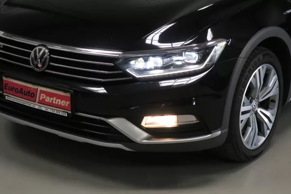 Volkswagen Passat Variant 2.0 TDI 176kW 4M. DSG Alltrack - foto 7
