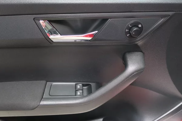 Škoda Fabia 1.2TSi Monte Carlo ČR - foto 12