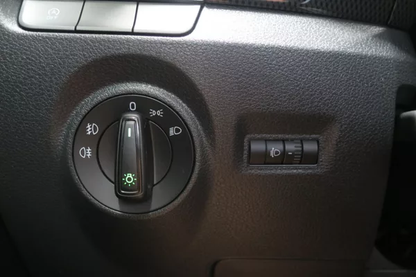 Škoda Fabia 1.2TSi Monte Carlo ČR - foto 18