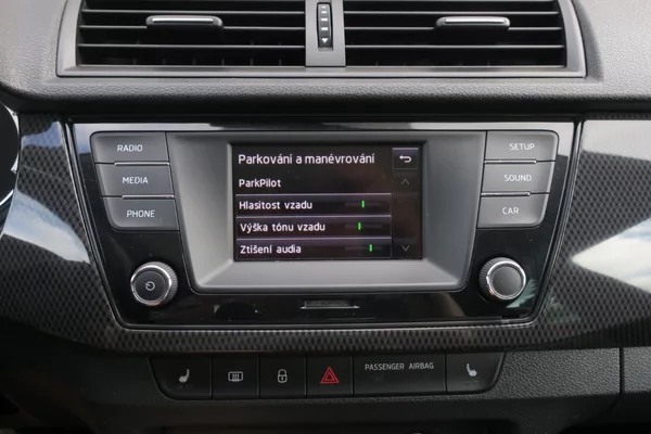 Škoda Fabia 1.2TSi Monte Carlo ČR - foto 30