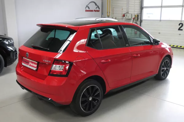 Škoda Fabia 1.2TSi Monte Carlo ČR - foto 4