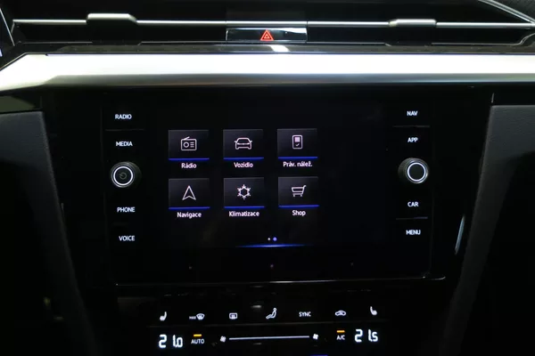 Volkswagen Arteon Shooting Brake 2.0 TSI 235kW BMT 4MOT DSG R - foto 29
